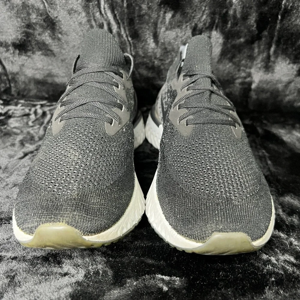Nike Epic React Flyknit AQ0070-001 Women 10 Running Shoes Black Athletic Sneaker